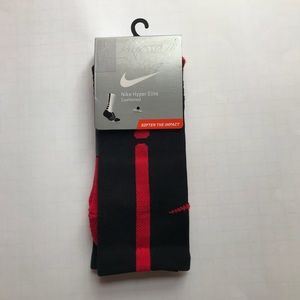 NWT Nike hyper elite cushioned socks